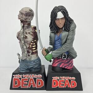 The Walking Dead Piggy Bank 2013 Zombie Walker & Michonne 2014